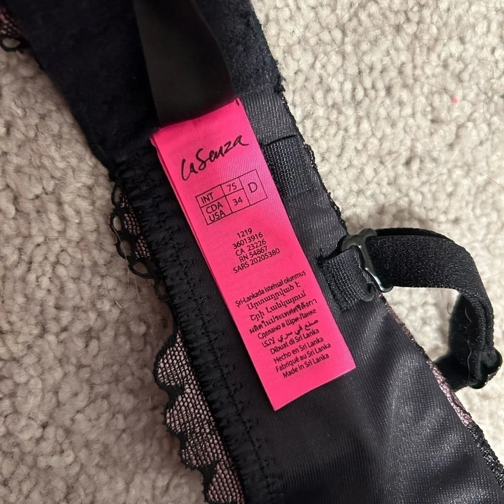 La Senza Convertible Strapless Lightly Lined Bra - Picture 5 of 6
